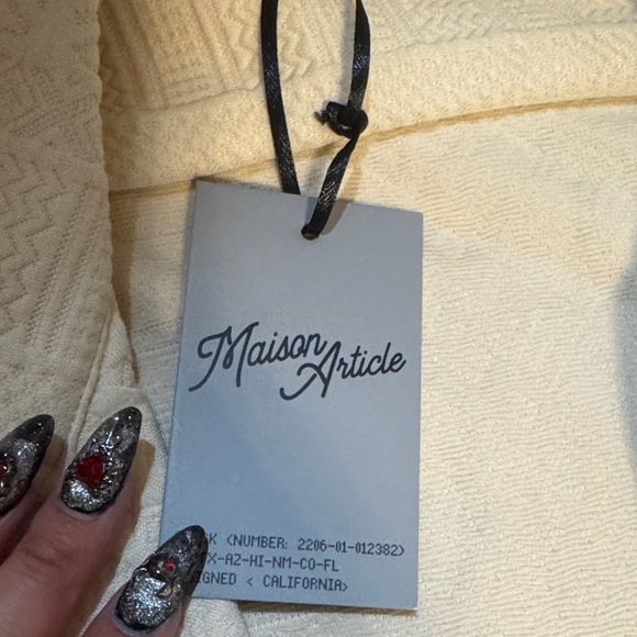 Cream Textured Shirt and Shorts Set for Men - Picture 4 of 13